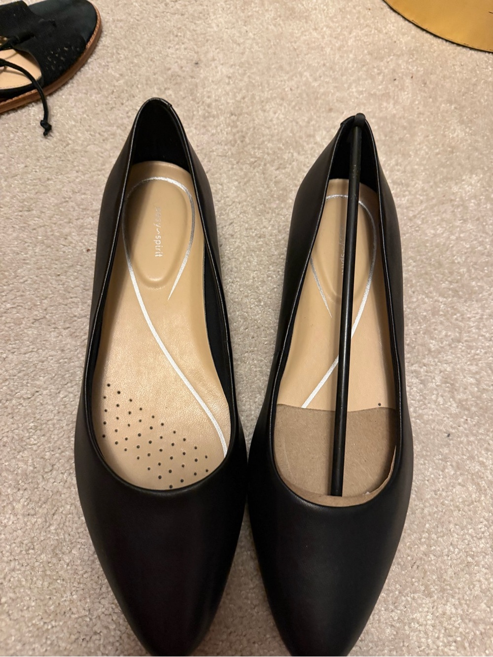 Easy Spirit Black Pointed-Toe Women's heels